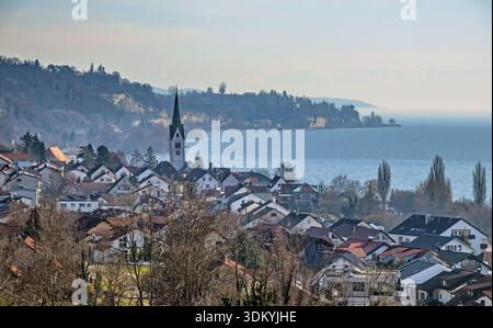 Sipplingen am Bodensee mit der Martinskirche Stockfoto