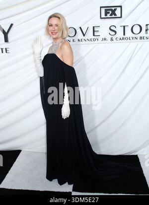 New York City, USA. Februar 2026. Naomi Watts nahm an der Premiere von FX „Love Story: John F. Kennedy Jr. & Carolyn Bessette“ teil, die am 3. Februar 2026 in der Carnegie Hall in New York City stattfand © Steven Bergman/AFF-USA.COM Credit: AFF/Alamy Live News Stockfoto