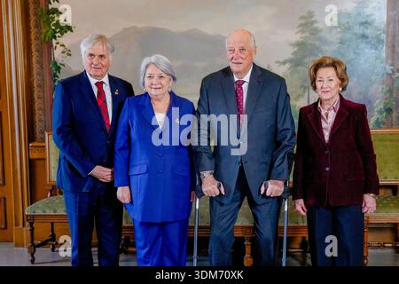 Oslo 20260204. Whit Grant Fraser, Kanadas Generalgouverneur Mary Simon, König Harald und Königin Sonja im Publikum im Palast. Foto: Javad Parsa / NTB / POOL dieser Text wird automatisch übersetzt Stockfoto