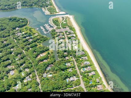 Blick aus der Vogelperspektive auf clearwater Beach und Umgebung, East hampton, ny Stockfoto