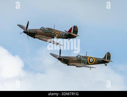 Supermarine Spitfire Mk Ia und Hawker Hurricane Mk I Stockfoto
