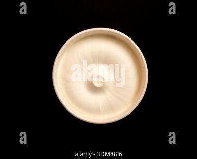 Das Eis auf schwarzem Hintergrund. Stockfoto