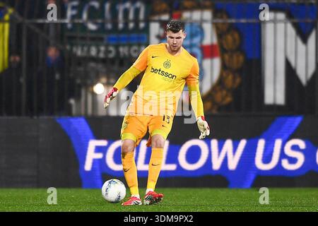 Monza, Italien. Februar 2026. MONZA, ITALIEN - 4. FEBRUAR: Josep Martinez vom FC Internazionale Milano während des Coppa Italia-Spiels zwischen dem FC Internazionale Milano und Turin FC im U-Power Stadion am 4. Februar 2026 in Monza, Italien. (Foto: Alberto Gandolfo/BSR Agency) Credit: BSR Agency/Alamy Live News Stockfoto