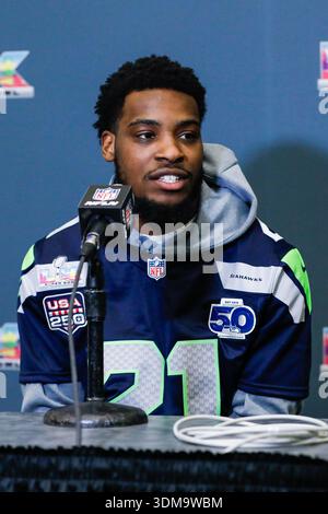 San Jose, USA. Februar 2026. Seattle Seahawks Cornerback #21 Devon Witherspoon spricht während der Seattle Seahawks Media Availability, die am 4. Februar 2026 im San Jose Marriott in San Jose, Kalifornien stattfand. Der Super Bowl LX findet am 8. Februar 2026 zwischen den New England Patriots und den Seattle Seahawks statt. (Foto: Kindell Buchanan/SIPA USA) Credit: SIPA USA/Alamy Live News Stockfoto