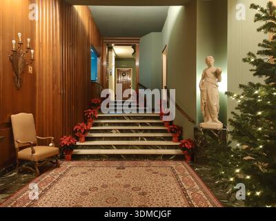 Detail der luxuriösen Lobby eines Wohngebäudes in der Stadt Barcelona im oberen Bereich von ​​Muntaner Stockfoto