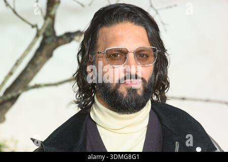 London, Großbritannien. Februar 2026. Im Bild: Shazad Latif besucht die britische Premiere „Wuthering Heights“ im Odeon Luxe, Leicester Square. Quelle: Justin Ng/Alamy Live News Stockfoto
