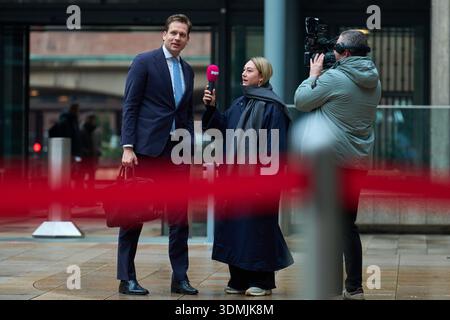 DER HAAG – Hausmeister Vincent Karremans (Wirtschaft) kommt zur wöchentlichen Kabinettssitzung im Ministerium für Allgemeine Angelegenheiten. PHIL NIJHUIS / ANP netherlands Out - belgien Out Stockfoto