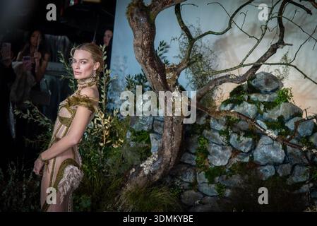 London, Großbritannien. Februar 2026. Margot Robbie nimmt an der britischen Premiere der Wuthering Heights Teil – Ankunft am Odeon Luxe Leicester Square. „Wuthering Heights“ UK Premiere - Ankunft am Odeon Luxe Leicester Square am 05. Februar 2026. Quelle: SOPA Images Limited/Alamy Live News Stockfoto