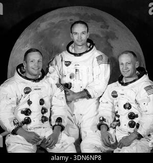Offizielles Porträt der Apollo 11-Mondlandungsmission mit (l-to-r) Kommandant Neil Armstrong, Modulpilot Michael Collins und Lunar Module Pilot Edwin 'Buzz' Aldrin. (USA) Stockfoto