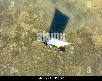 Madagaskar, Region Atsimo-Andrefana, Ifaty, Vezo Country, Mangily Beach (aus der Vogelperspektive) Stockfoto