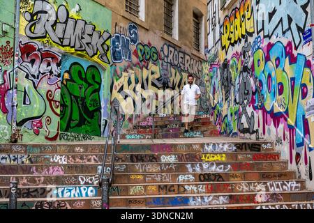 Frankreich, Bouches du Rhone, Marseille, Viertel Panier, Graffiti auf den Treppen des Place de Lorette Stockfoto