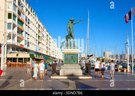 Frankreich, Var, Toulon, Hafen, Kai Cronstadt, Statue des Navigationsingenieurs aus dem Jahr 1847, genannt Cuverville von den Menschen in Toulon Stockfoto