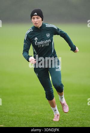 Leah Williamson von Arsenal während eines Trainings im Sobha Realty Training Centre, London Colney. Bilddatum: Dienstag, 10. Februar 2026. Stockfoto