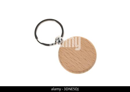 Schlüsselanhänger aus Holz isoliert auf weiß Stockfoto