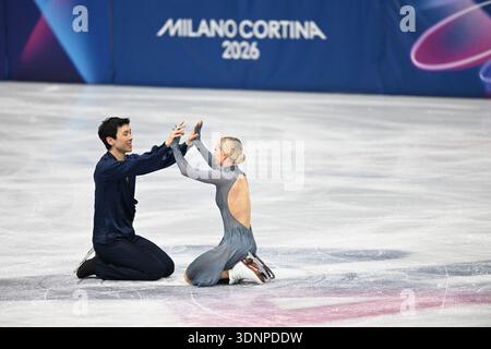 HARRIS Holly/CHAN Jason (aus) während des Eiskunstlauf-Eistanzes, der Olympischen Winterspiele Milano-Cortina 2026 in Mailand, Italien, 11. Februar 2026 Stockfoto
