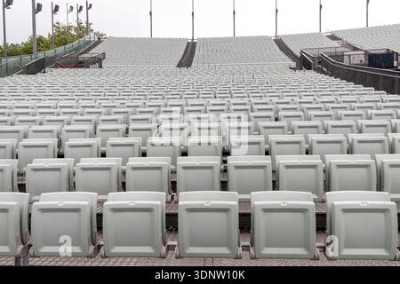 Bregenzer Festspiele, Zuschauertribühne, Sitzplätze, Bregenz, Vorarlberg, Österreich // Bregenzer Festival, Zuschauertribune, Sitze, Bregenz, Vorarlberg, Österreich - 20250724 PD18905 Stockfoto