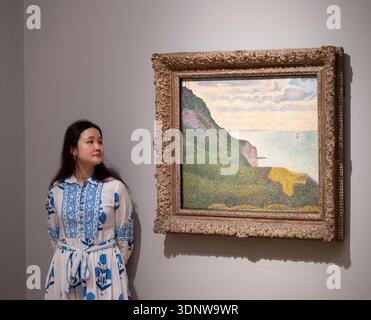 Die Courtauld Gallery, London, Großbritannien. Februar 2026. Seurat and the Sea (13. Februar bis 17. Mai) ist die erste Ausstellung, die den Meereslandschaften des Pointillisten Georges Seurat gewidmet ist. Durch das wiederkehrende Motiv des Meeres, das zum ersten Mal eine große Gruppe von 26 Gemälden, Ölskizzen und Zeichnungen vereint, die auf fünf Sommerreisen an die Nordküste Frankreichs zwischen 1885 und 1890 entstanden sind. Zu den Höhepunkten gehören: Georges Seurat (1859-1891), Seascape in Port-en-Bessin, Normandie. National Gallery of Art, Washington, DC Credit: Malcolm Park/Alamy Live News Stockfoto