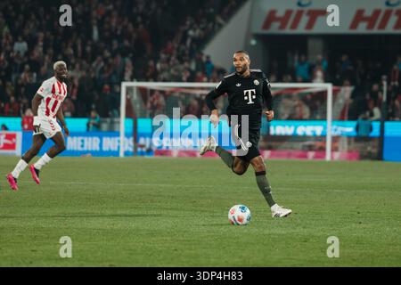 Fußball, Bundesliga, 1.FC Köln - FC Bayern München, Serge Gnabry (#7 - FC Bayern München) Stockfoto
