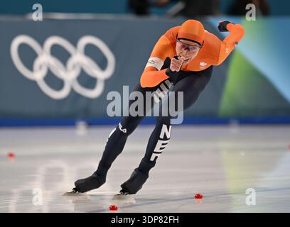 Mailand, Italien. Februar 2026. Jorrit Bergsma aus den Niederlanden tritt beim 10000-m-Rennen der Männer bei den Olympischen Winterspielen 2026 in Mailand, Italien, am 13. Februar 2026 an. Quelle: Wu Wei/Xinhua/Alamy Live News Stockfoto