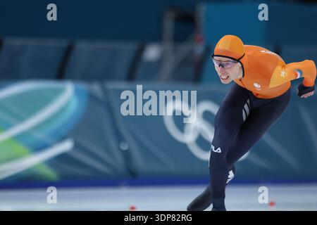 Mailand, Italien. Februar 2026. Jorrit Bergsma aus den Niederlanden tritt beim 10000-m-Rennen der Männer bei den Olympischen Winterspielen 2026 in Mailand, Italien, am 13. Februar 2026 an. Quelle: Li Jing/Xinhua/Alamy Live News Stockfoto
