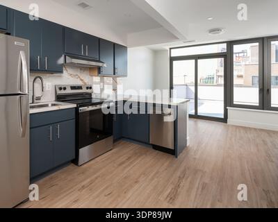 31-11 28th Road, Standort: New York NY, Entwickler: Penta Group Stockfoto