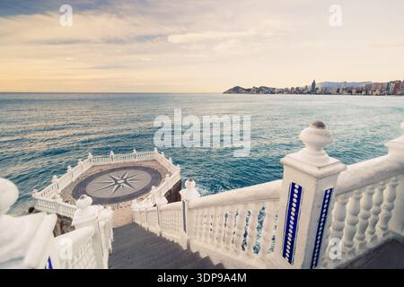 Benidorm Balkon des mittelmeers mit Blick auf die costa blanca Stockfoto