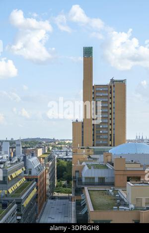 BERLIN, DEUTSCHLAND - JULI 2017: Blick auf West-Südwesten vom Potsdamer Platz entlang der Alten Potsdamer Straße in Berlin, Deutschland im Juli 2017 Stockfoto