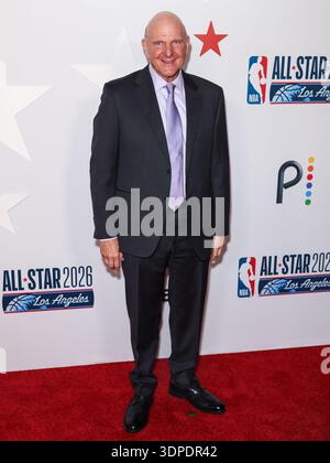 Los Angeles, Usa. Februar 2026. MIRACLE MILE, LOS ANGELES, KALIFORNIEN, USA - 13. FEBRUAR: US-amerikanischer Investor, Geschäftsmann, ehemaliger CEO von Microsoft und Inhaber der Los Angeles Clippers Steve Ballmer kommt bei den Los Angeles Clippers und Comcast NBCUniversal's National Basketball Association (NBA) All-Star 2026 Legendary Tip-Off Celebration am 13. Februar 2026 im Los Angeles County Museum of Art (LACMA) in Miracle Miracle Mile, Los Angeles, Kalifornien, Kalifornien, USA. (Foto: Xavier Collin/Image Press Agency) Credit: Image Press Agency/Alamy Live News Stockfoto
