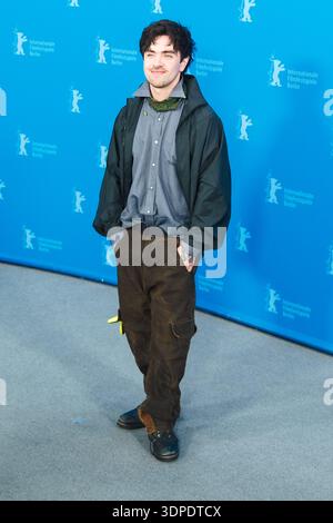 Berlin, Deutschland. Februar 2026. Aidan Zamiri posiert auf dem Photocall während der Berlinale im Grand Hyatt Berlin. Bildnachweis: Julie Edwards./Alamy Live News Stockfoto