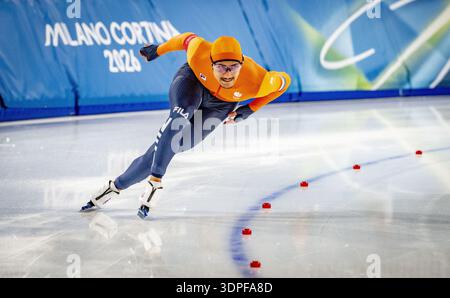 MAILAND - Sebas Diniz in Aktion in der 500 Meter langen Langseilbahn des Speedskating-Finales der Herren Milano Speedskating Stadium Olympische Winterspiele Mailand Cortina 2026 ROBIN UTRECHT /ANP niederlande aus - belgien aus Stockfoto