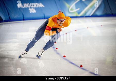 MAILAND - Sebas Diniz in Aktion in der 500 Meter langen Langseilbahn des Speedskating-Finales der Herren Milano Speedskating Stadium Olympische Winterspiele Mailand Cortina 2026 ROBIN UTRECHT /ANP niederlande aus - belgien aus Stockfoto