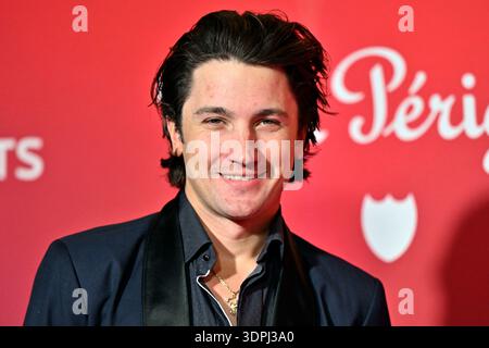 14. Februar 2026 - Las Vegas, Nevada, USA - Sänger Drake Milligan nimmt am 14. Februar 2026 in Las Vegas, Nevada an der jährlichen Keep Memory Alive Power of Love Gala Benefit für die Cleveland Clinic Lou Ruvo Center for Brain Health in der MGM Grand Garden Arena Teil. (Kreditbild: © David Becker/ZUMA Press Wire) NUR REDAKTIONELLE VERWENDUNG! Nicht für kommerzielle ZWECKE! Stockfoto