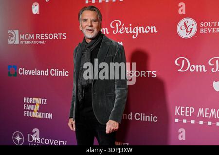 14. Februar 2026 - Las Vegas, Nevada, USA - der Musiker Kenny Loggins nimmt am 14. Februar 2026 in Las Vegas, Nevada an der jährlichen Keep Memory Alive Power of Love Gala Benefit für die Cleveland Clinic Lou Ruvo Center for Brain Health in der MGM Grand Garden Arena Teil. (Kreditbild: © David Becker/ZUMA Press Wire) NUR REDAKTIONELLE VERWENDUNG! Nicht für kommerzielle ZWECKE! Stockfoto
