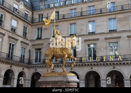 Statue équestre de Jeanne d'Arc, située Place des pyramides, Ville de Paris, Ile de France, Frankreich Stockfoto