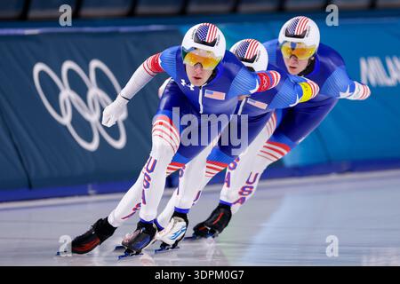 Mailand, Italien. Februar 2026. MAILAND, ITALIEN - 15. FEBRUAR: Ethan Cepuran aus den USA, Casey Dawson aus den USA, Emery Lehman aus den USA, bei den Olympischen Winterspielen 2026 in Milano Cortina am 15. Februar 2026 in Mailand, Italien. (Foto: Joris Verwijst/BSR Agency) Credit: BSR Agency/Alamy Live News Stockfoto