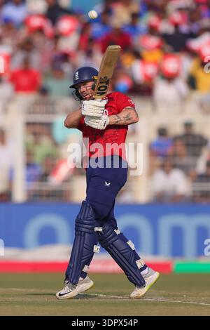 Phil Salt aus England während der ICC Männer T20 World Cup Indien & Sri Lanka. , . In Kalkutta, Indien Credit: Shubhajit Roy Karmakar/Alamy Live News Stockfoto
