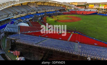 Luftaufnahme der Stadt Guadalajara und Estadio Panamericano, Heimstadion der Charros de Jalisco, Meister der mexikanischen Pazifikliga 2025-2026 (LAMP) und Austragungsort der FIFA-Weltmeisterschaft 2026, am 29. Januar 2026 in Jalisco, Mexiko. (Foto: Luis Gutiérrez/Norte Photo) Vista aérea la ciudad Guadalajara y Estadio Panamericano, sede de los Charros de Jalisco, Campeones de la Liga Mexicana del Pacífico (LAMPE) 2025-2026, y copa del mundo FIFA 2026, el 29 de enero de 2026 en Jalico México. (Foto de Luis Gutiérrez/Norte Photo) Stockfoto