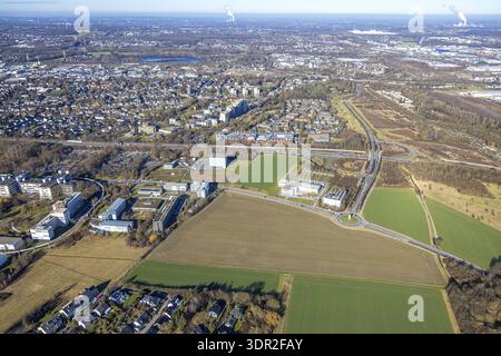 Luftaufnahme, Stadtteil Dorstfeld und Stadtblick, Autobahn A40 und Anschlussstelle Dortmund-Barop, links Hochschule Dortmund, Hotel Co Stockfoto