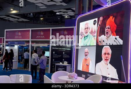 Neu-Delhi, INDIEN. Februar 2026. Der indische Premierminister Narendra Modi eröffnet am Montag, 16. Februar 2026, den India AI Impact Summit 2026 in Bharat Mandapam in Neu-Delhi. Auf dem Gipfel kommen führende Technologieführer, politische Entscheidungsträger und Branchenexperten aus aller Welt zusammen, um über Innovation, Regulierung und die künftigen Auswirkungen künstlicher Intelligenz zu diskutieren. (Kreditbild: © Seshadri Sukumar/ZUMA Press Wire) NUR REDAKTIONELLE VERWENDUNG! Nicht für kommerzielle ZWECKE! Stockfoto