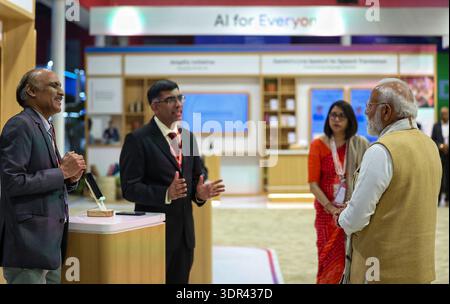 Neu-Delhi, INDIEN. Februar 2026. Der indische Premierminister Narendra Modi eröffnet am Montag, 16. Februar 2026, den India AI Impact Summit 2026 in Bharat Mandapam in Neu-Delhi. Auf dem Gipfel kommen führende Technologieführer, politische Entscheidungsträger und Branchenexperten aus aller Welt zusammen, um über Innovation, Regulierung und die künftigen Auswirkungen künstlicher Intelligenz zu diskutieren. (Kreditbild: © Seshadri Sukumar/ZUMA Press Wire) NUR REDAKTIONELLE VERWENDUNG! Nicht für kommerzielle ZWECKE! Stockfoto