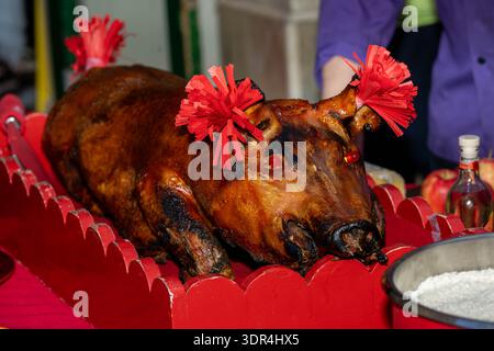 London, Großbritannien. Februar 2026. Chinesisches Mondneujahr 2026 Jahr des Feuerpferdes, Feierlichkeiten in China Town London UK Credit: Ian Davidson/Alamy Live News Stockfoto