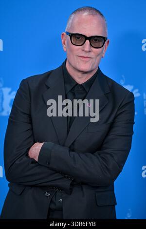 Padraic McKinley besuchte am 17. Februar 2026 den Fotoaufruf des Films The Weight während der 76. Internationalen Filmfestspiele Berlin in Berlin. Foto: Julien Reynaud/APS-Medias/ABACAPRESS.COM Credit: Abaca Press/Alamy Live News Stockfoto
