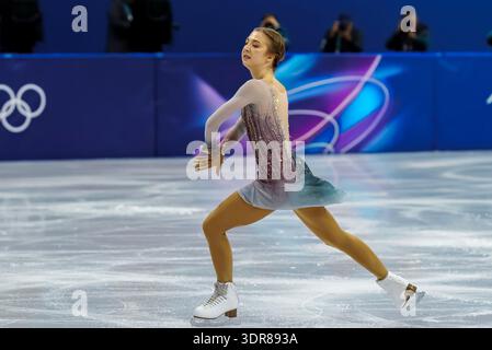 Mailand, Lombardei, Italien. Februar 2026. Olga Mikutina (10) aus Österreich tritt während des Eiskunstlauf Women: Single Skating: Short Program auf der Milano MSK Competition Rink in MAILAND, Italien, während der Olympischen Winterspiele 2026 in Milano Cortina auf. Olga Mikutina belegt Platz 17 und qualifiziert sich für das Finale. (Kreditbild: © Walter G. Arce/ZUMA Press Wire) NUR REDAKTIONELLE VERWENDUNG! Nicht für kommerzielle ZWECKE! Stockfoto