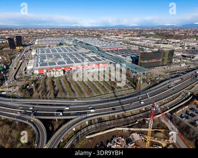 Mailand, Lombardei, Italien. Februar 2026. Aus der Vogelperspektive die Milano Rho Ice Hockey Arena, in der Eishockey für die Olympischen Winterspiele 2026 in Mailand, Italien, stattfindet. (Kreditbild: © Walter G. Arce/ZUMA Press Wire) NUR REDAKTIONELLE VERWENDUNG! Nicht für kommerzielle ZWECKE! Stockfoto