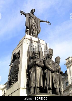 Viktorianische Bronze Crim war Memorial Statue, die 1859 im Waterloo Place London England, Großbritannien, enthüllt wurde, Reiseziel Stockfoto Stockfoto