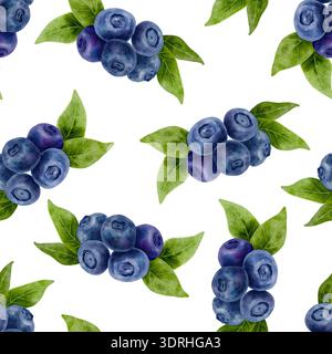 Blaubeere nahtloses Muster, Aquarellbeeren mit grünen Blättern isoliert auf weißem Hintergrund. Handgemalte botanische Wiederholung für Verpackungen, Textil Stockfoto