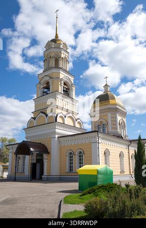 Die alte Kathedrale der Heiligen Dreifaltigkeit. Engels, Region Saratow. Russland Stockfoto