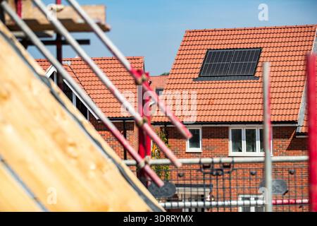Solarpaneele auf der Baustelle in Großbritannien Credit; Alex Perkins/Alamy Stockfoto
