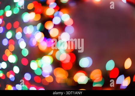 Bunte Lichter Gestalten Sie während einer festlichen Feier eine Collage aus lebendigen Mustern Stockfoto