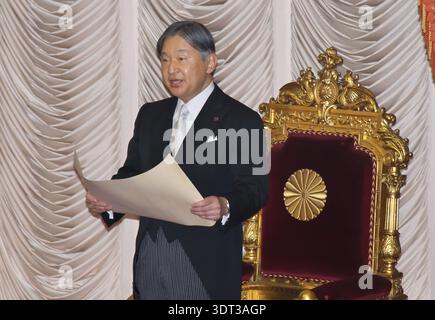 Tokio, Japan. Februar 2026. Japans Kaiser Naruhito erklärt offiziell die Eröffnung der Sondertagung 221 auf der Nationalversammlung in Tokio, Japan am Freitag, den 20. Februar 2026. Foto: Keizo Mori/UPI Credit: UPI/Alamy Live News Stockfoto